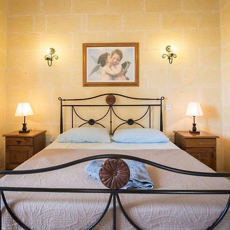 Sunset - Holiday Farmhouse With Large Private Pool In Island Of Gozo Nadur Bagian luar foto
