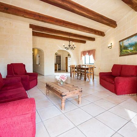 Sunset - Holiday Farmhouse With Large Private Pool In Island Of Gozo Nadur Bagian luar foto