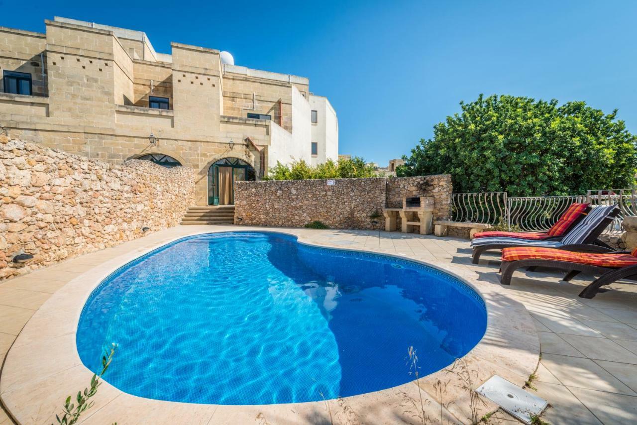 Sunset - Holiday Farmhouse With Large Private Pool In Island Of Gozo Nadur Bagian luar foto