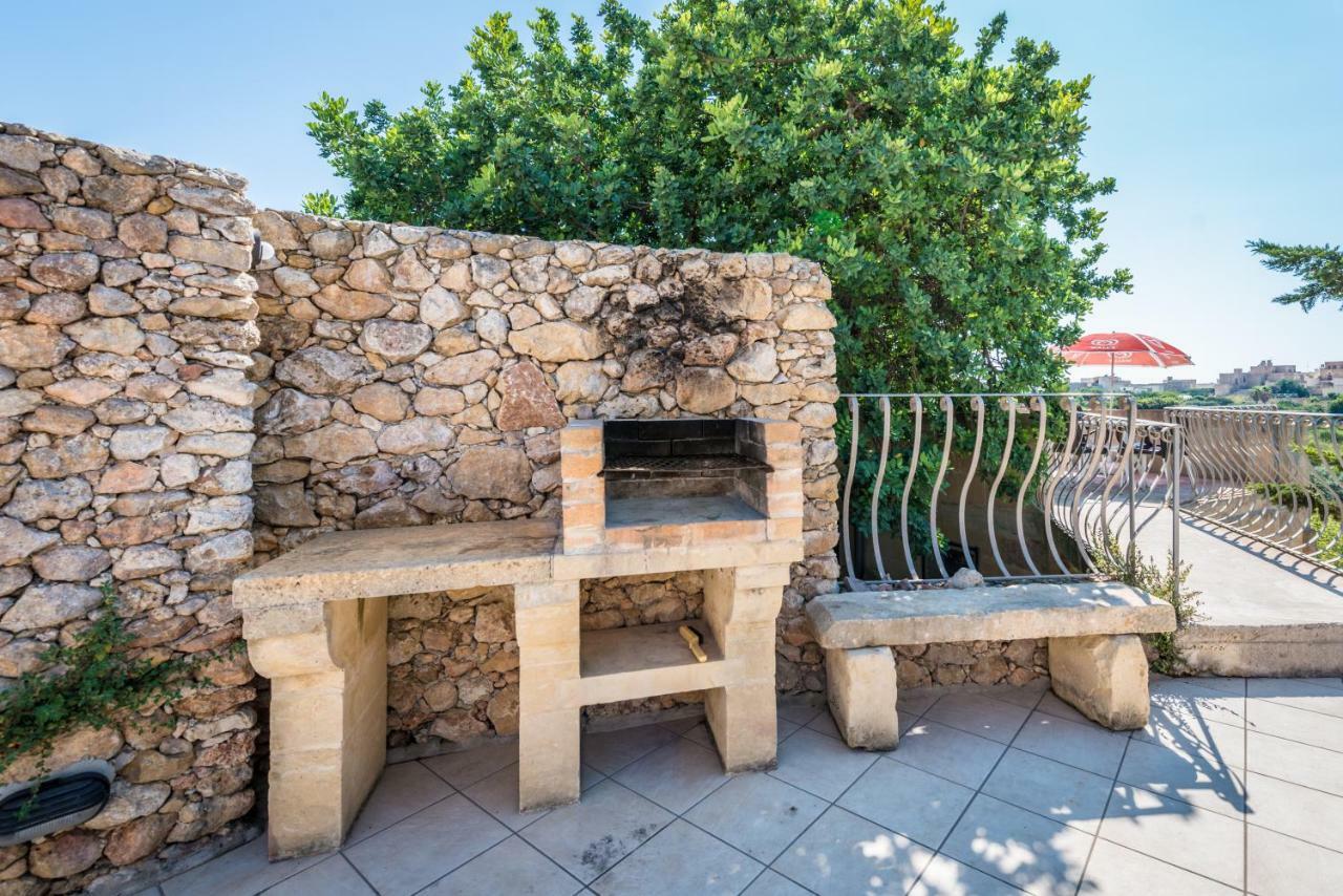 Sunset - Holiday Farmhouse With Large Private Pool In Island Of Gozo Nadur Bagian luar foto