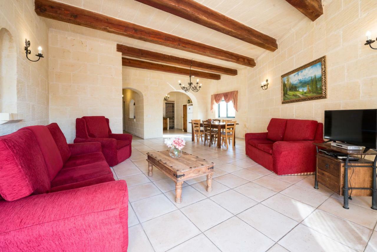 Sunset - Holiday Farmhouse With Large Private Pool In Island Of Gozo Nadur Bagian luar foto