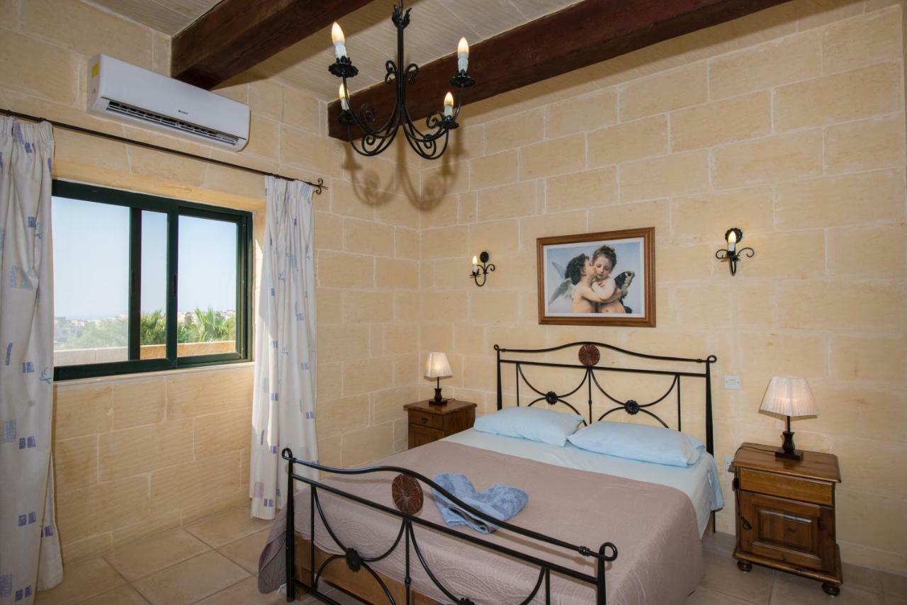 Sunset - Holiday Farmhouse With Large Private Pool In Island Of Gozo Nadur Bagian luar foto